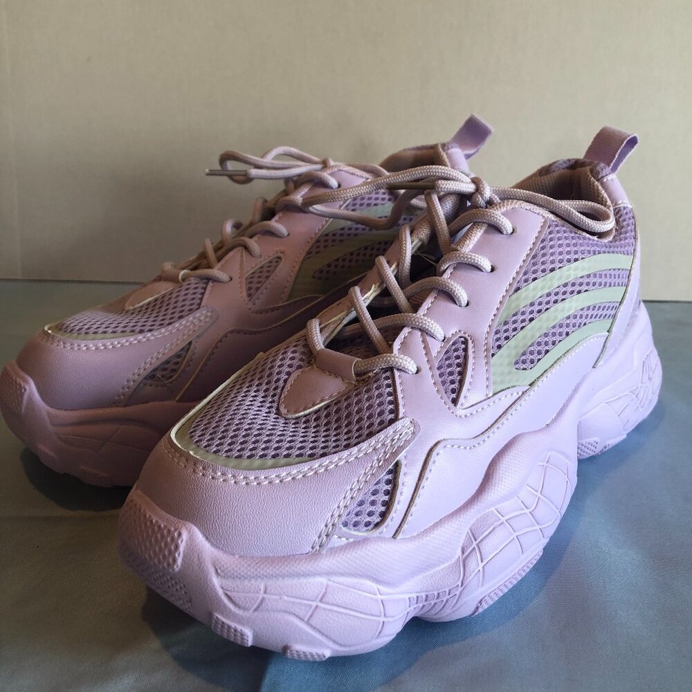 Berness 9 Womens Purple Platform Tennis Shoes Sneakers